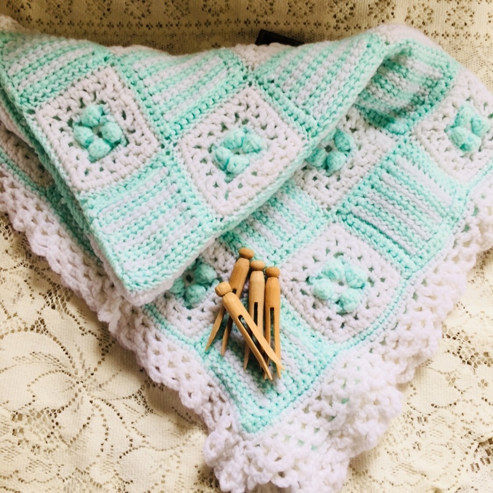 Beautiful Crochet Baby Blanket